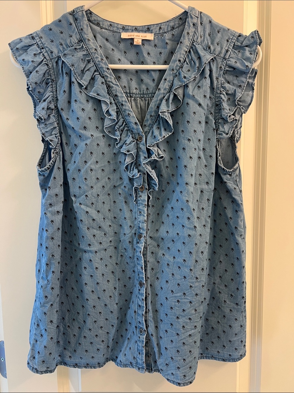 Skies Are Blue Light Blue Denim Ruffle Button-Front Sleeveless Blouse